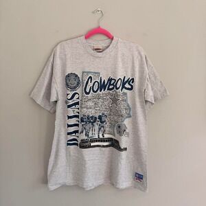 VINTAGE 90'S NUTMEG ATHLETIC DEPT. COWBOYS GRAPHIC T-SHIRT